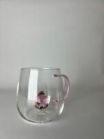 Tasse en verre transparente avec figurine 3D – Image 4